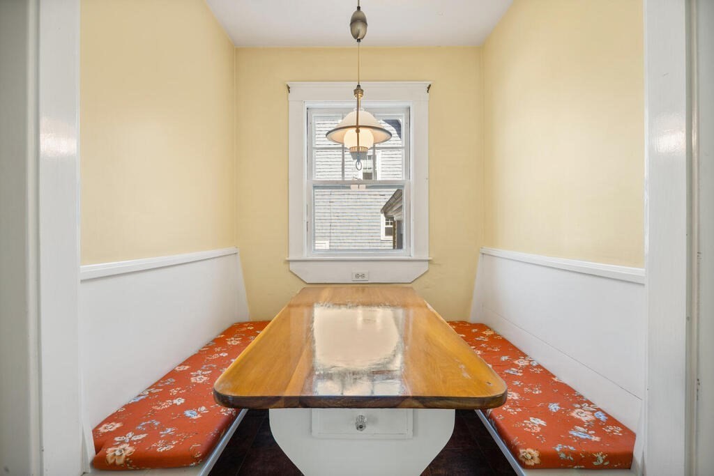 8 Spring Street Lexington, MA 02421 - Photo 16 of 35
