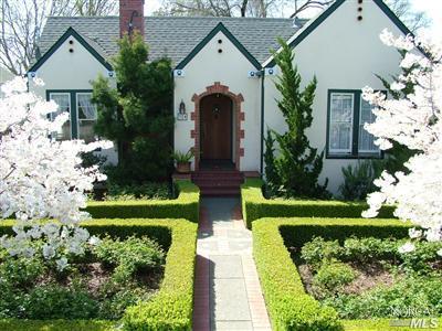 324 Benton Street Santa Rosa, CA 95401 - Photo 1 of 12 Gallery Image 1