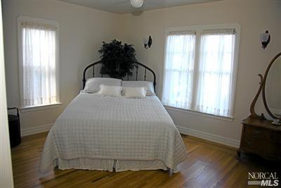 324 Benton Street Santa Rosa, CA 95401 - Photo 6 of 12 Gallery Image 6
