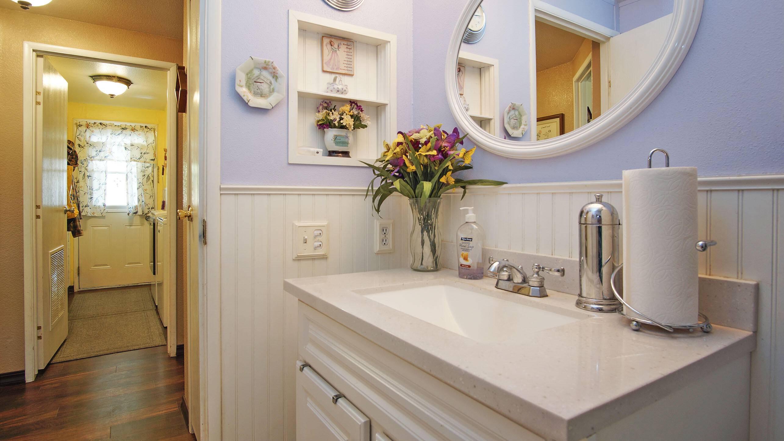 6899 Hyrax Road Anderson, CA 96007 - Photo 23 of 40 Guest Bathroom Laundry Room View