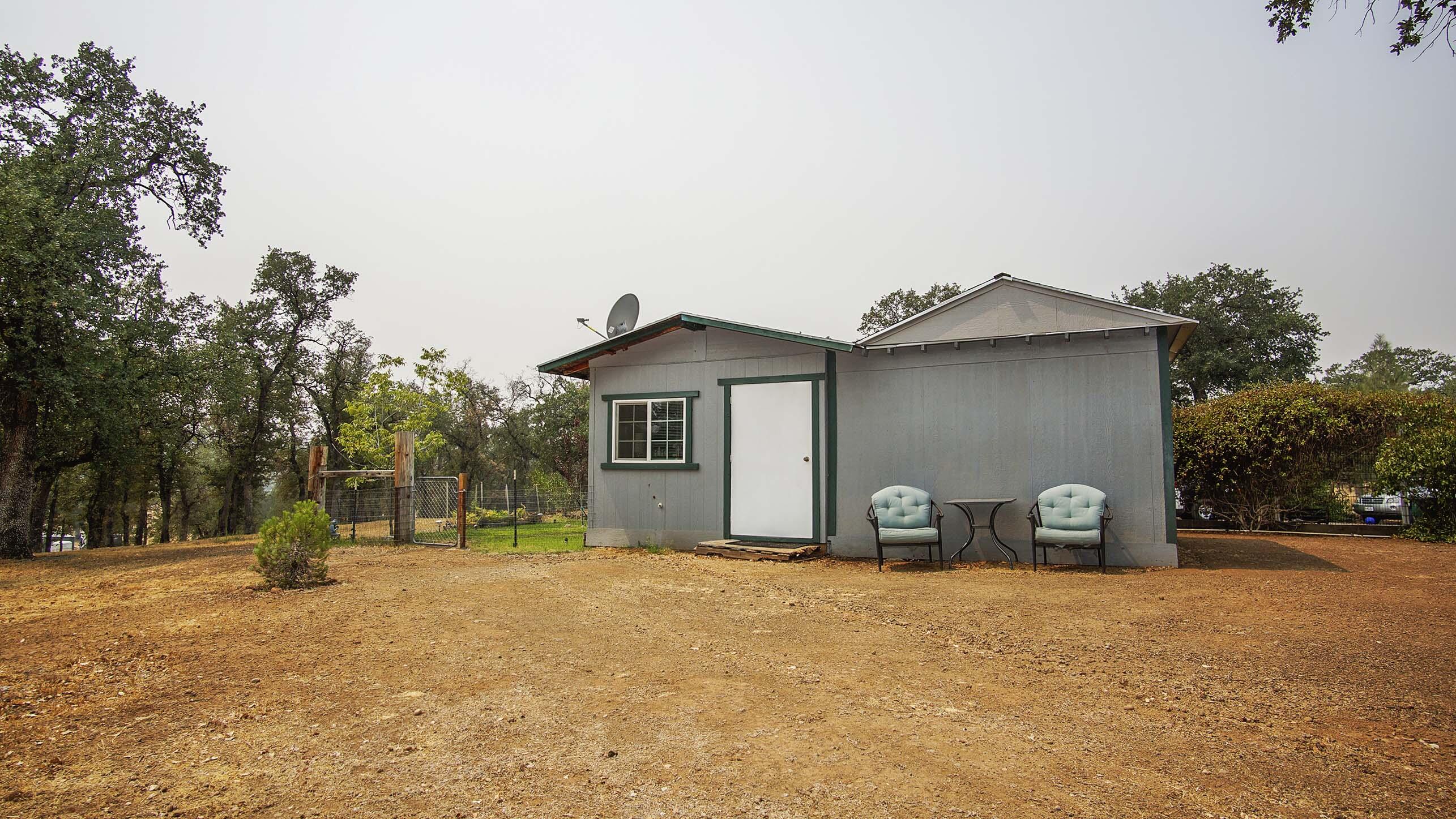 6899 Hyrax Road Anderson, CA 96007 - Photo 34 of 40 He Shed She Shed