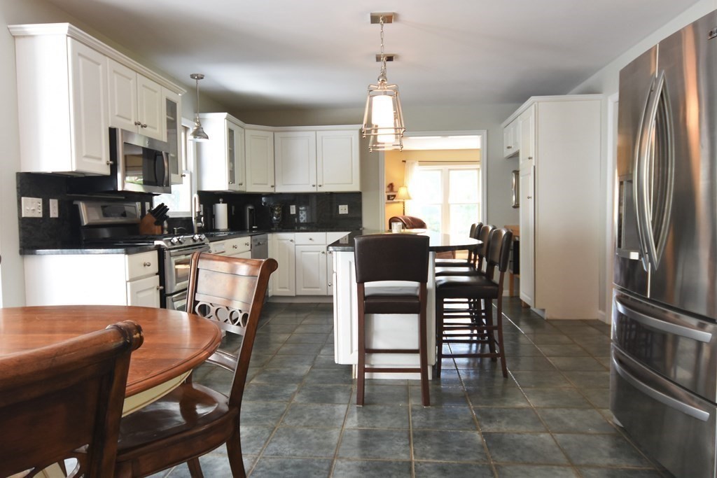 14 Long Hill Road Georgetown, MA 01833 - Photo 3 of 42 Gallery Image 3