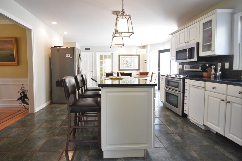 14 Long Hill Road Georgetown, MA 01833 - Photo 4 of 42 Gallery Image 4