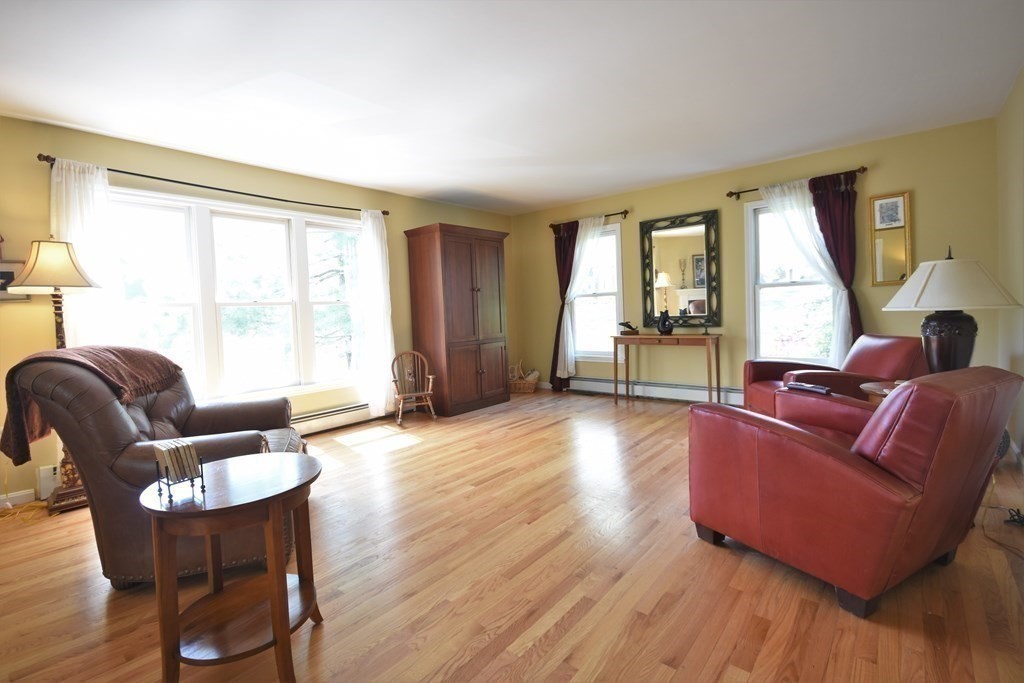 14 Long Hill Road Georgetown, MA 01833 - Photo 8 of 42 Gallery Image 8