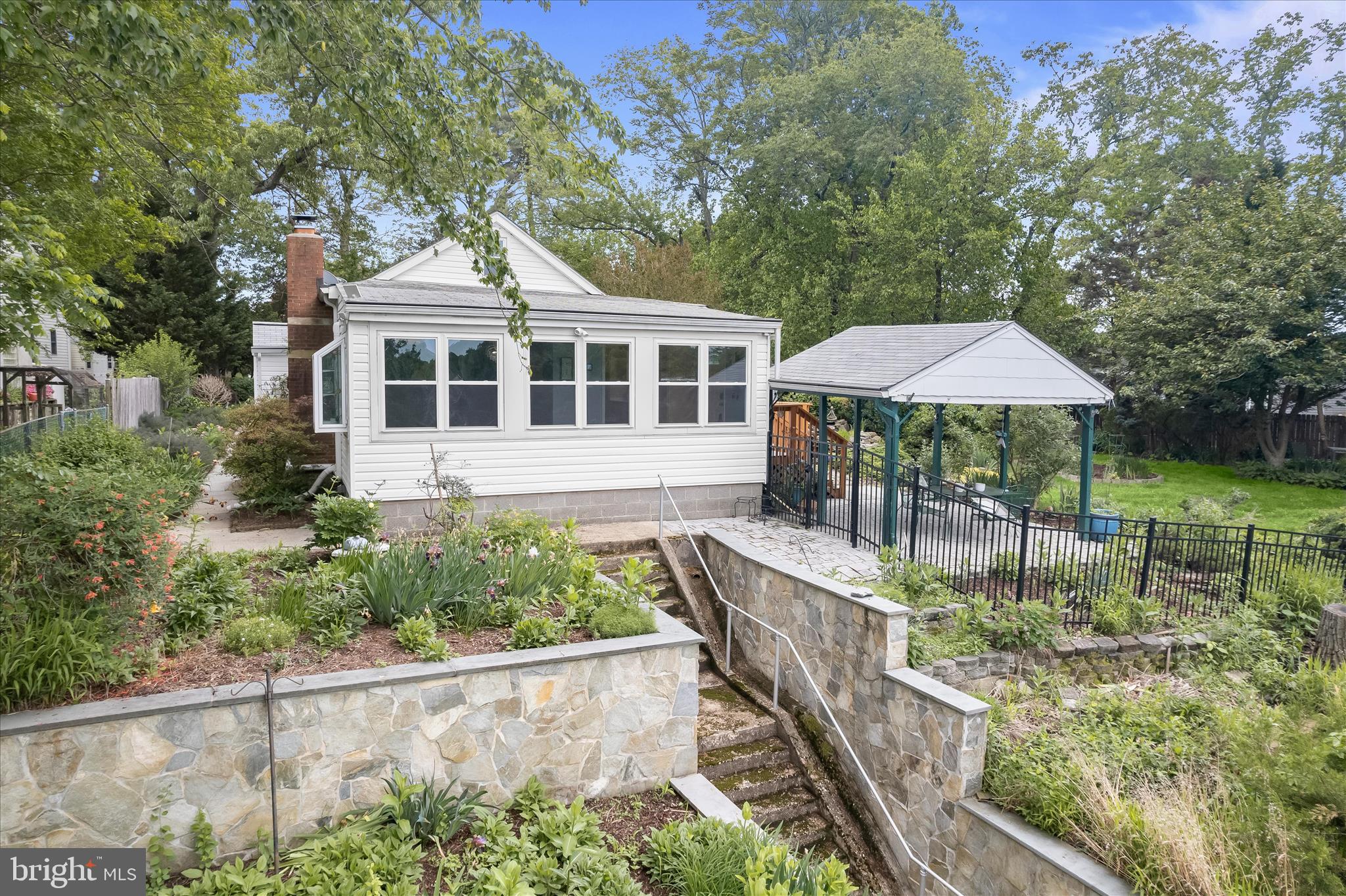 7720 West Shore Road Pasadena, MD 21122 - Photo 44 of 61 Exterior