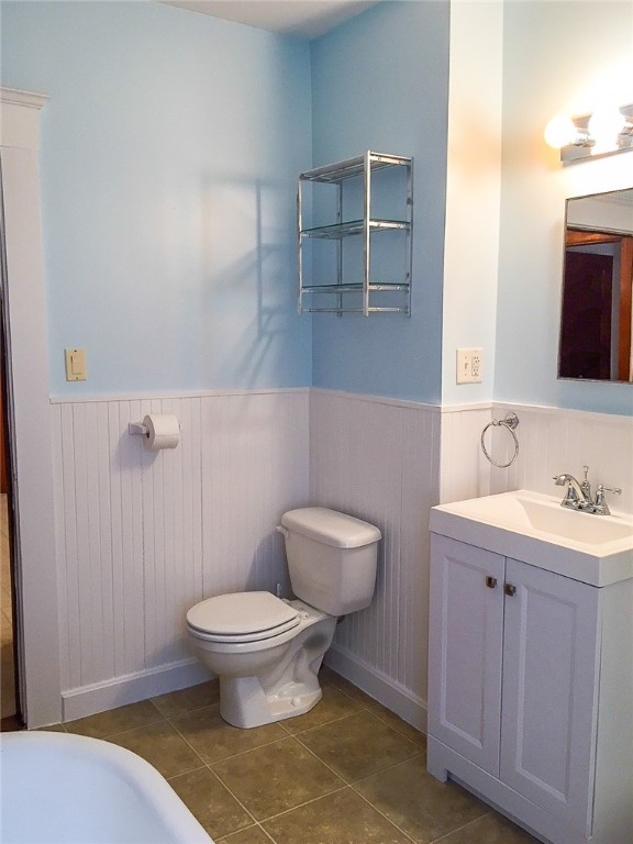 563 Blackstone Street Woonsocket, RI 02895 - Photo 24 of 31