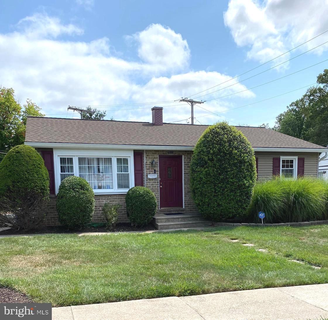 6102 Collinsway Road Baltimore, MD 21228 - Photo 2 of 45 Welcome Home!