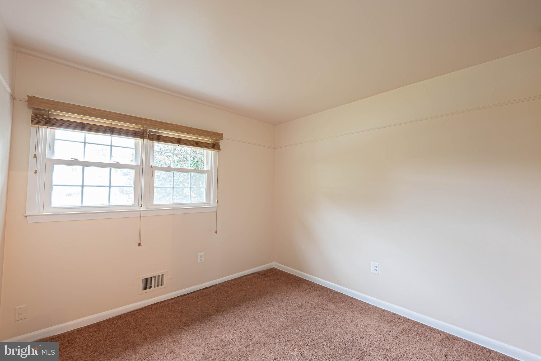 6102 Collinsway Road Baltimore, MD 21228 - Photo 18 of 45 Third Bedroom