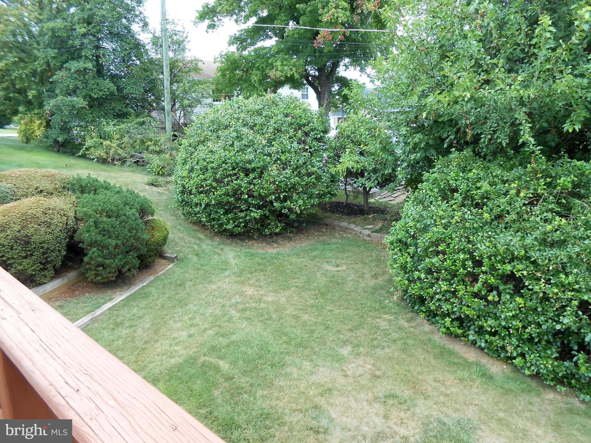 6102 Collinsway Road Baltimore, MD 21228 - Photo 38 of 45