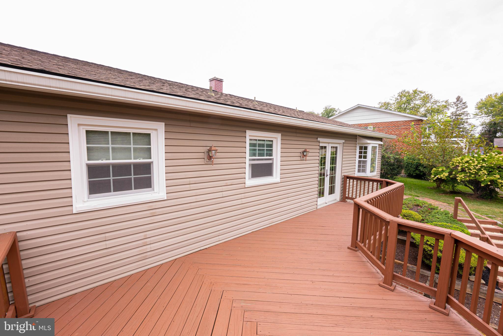 6102 Collinsway Road Baltimore, MD 21228 - Photo 41 of 45
