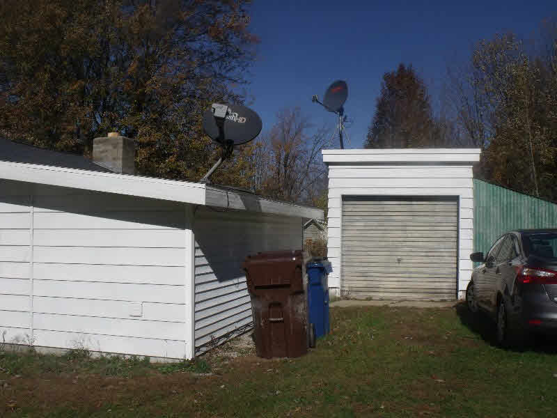 5090 North Waldo Road Midland, MI 48642 - Photo 7 of 24 Gallery Image 7