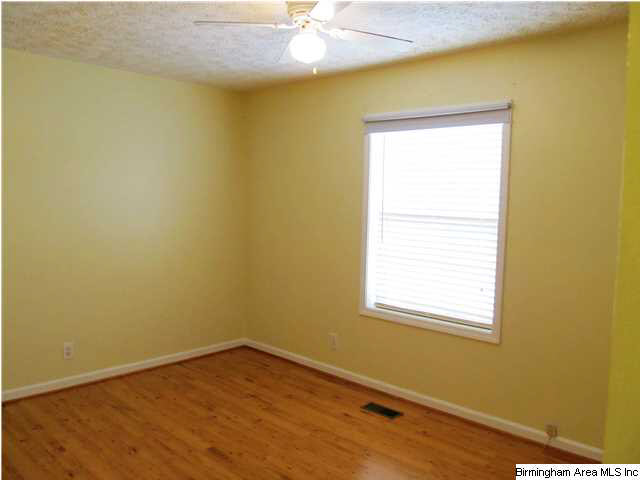 570 Almon Street Heflin, AL 36264 - Photo 11 of 32