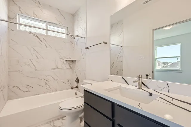 $529,761 | 1531 North Red Bud Lane, Unit 32, Round Rock, TX 78665