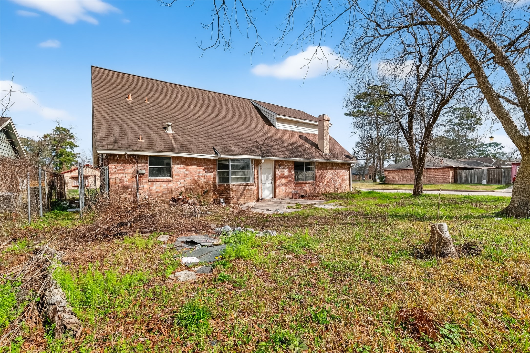 8438 Gallahad Street Houston, TX 77078 - Photo 36 of 36 a front view of a house with a yard