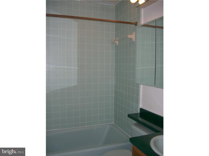 317 Rively Avenue Aldan, PA 19018 - Photo 11 of 25 Gallery Image 11