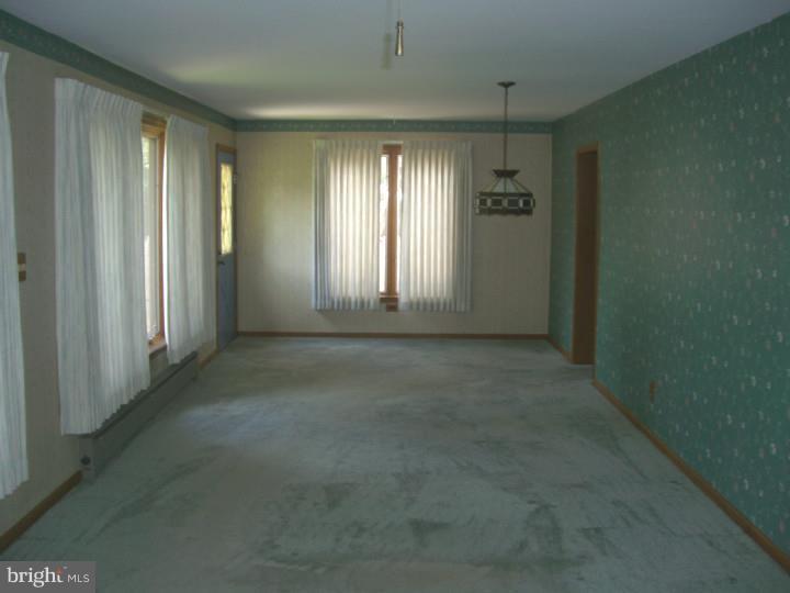 317 Rively Avenue Aldan, PA 19018 - Photo 16 of 25 Gallery Image 16