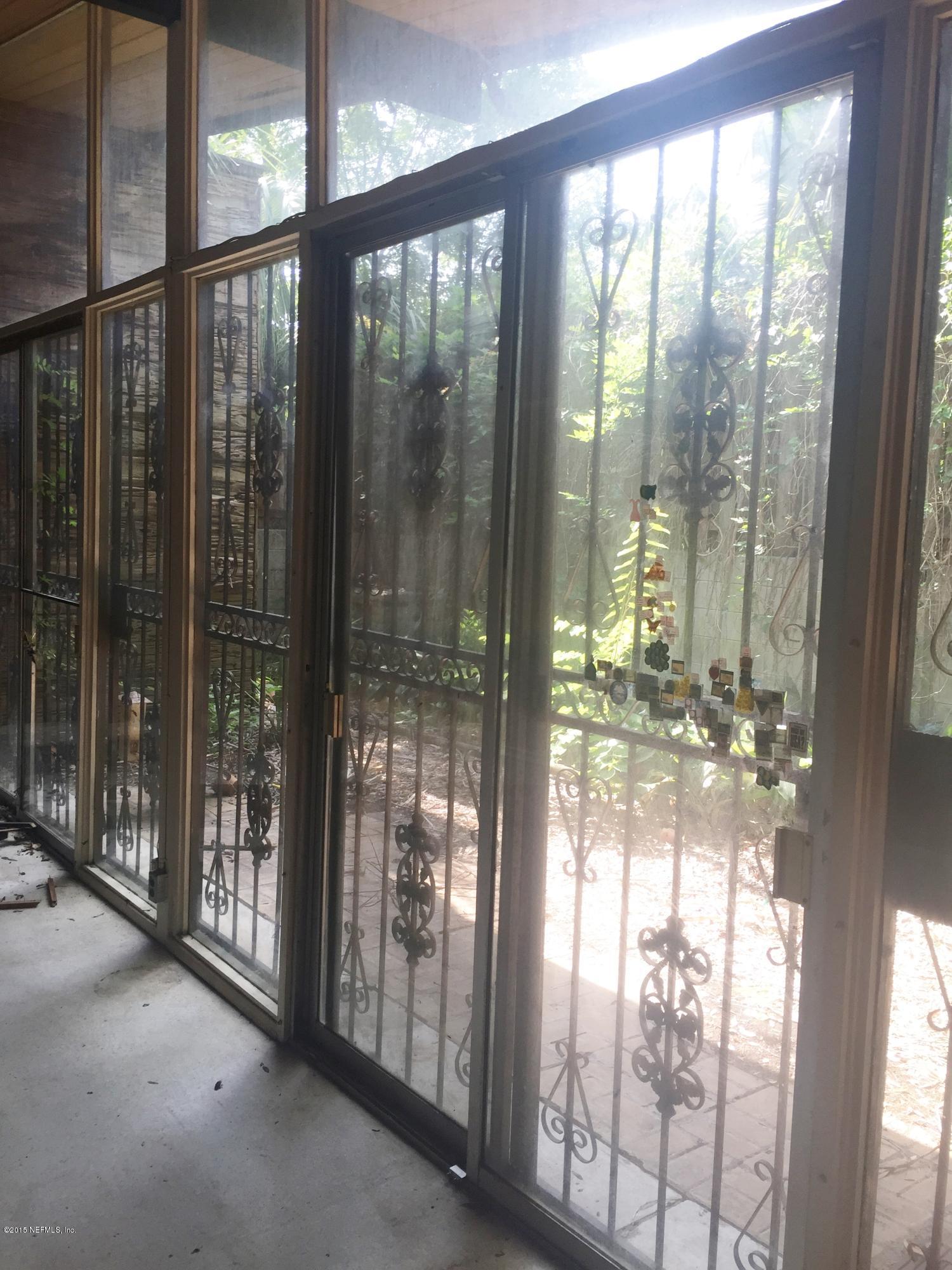 7902 Wildwood Road Jacksonville, FL 32211 - Photo 6 of 16 Back Doors to Courtyard