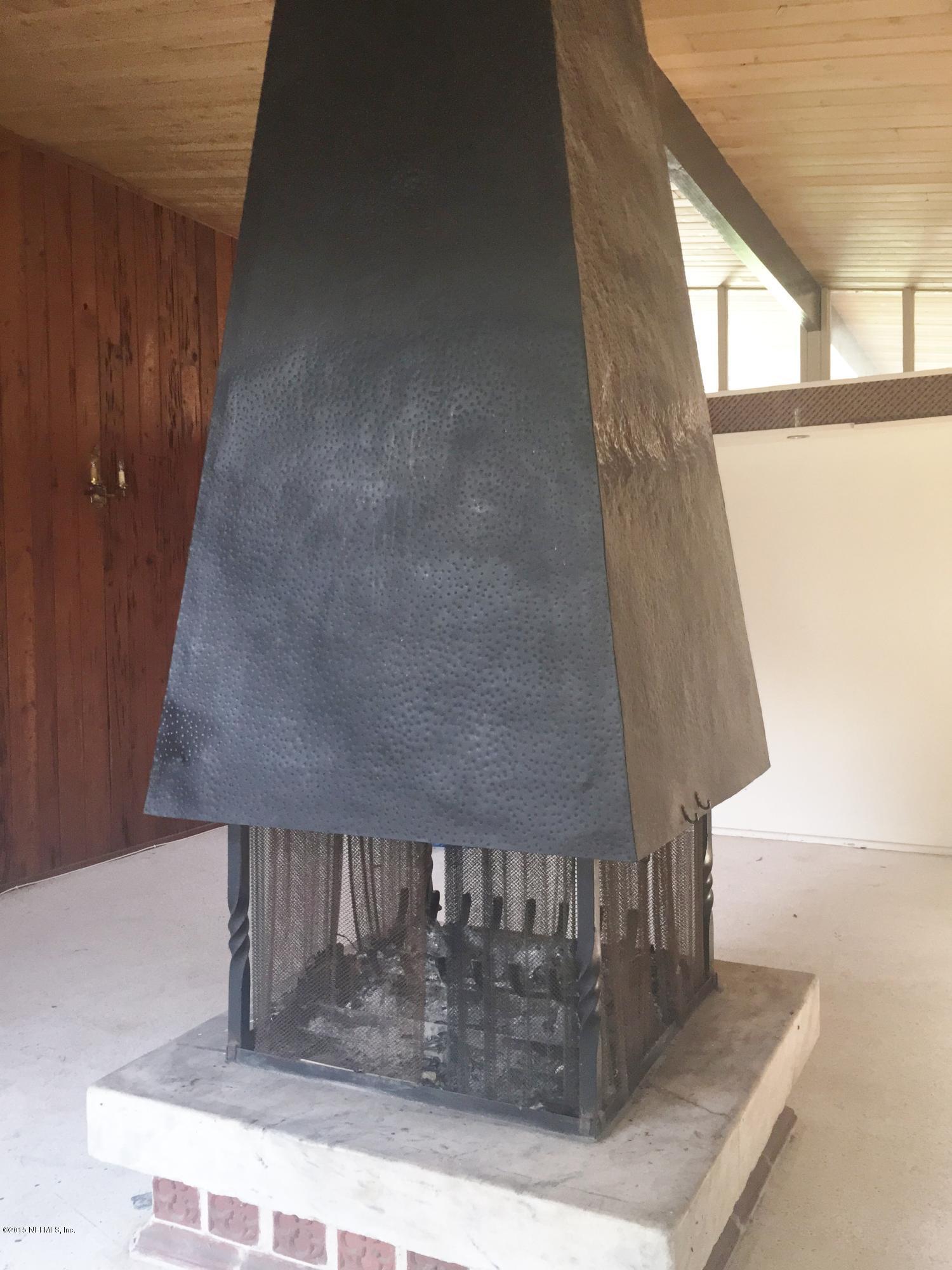 7902 Wildwood Road Jacksonville, FL 32211 - Photo 10 of 16 Fireplace in Living Room