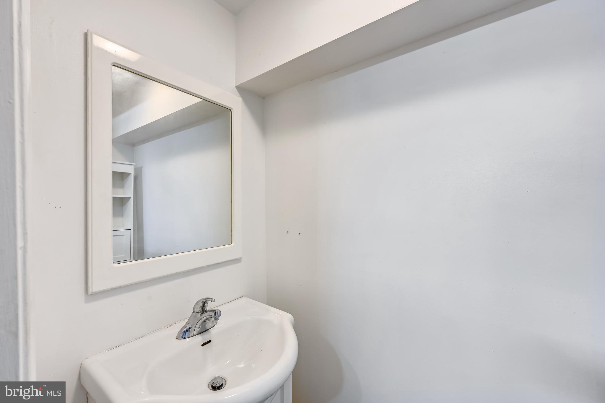 1923 Inverton Road Dundalk, MD 21222 - Photo 31 of 35