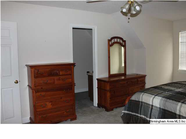 328 Chestnut Lane Alabaster, AL 35007 - Photo 13 of 24