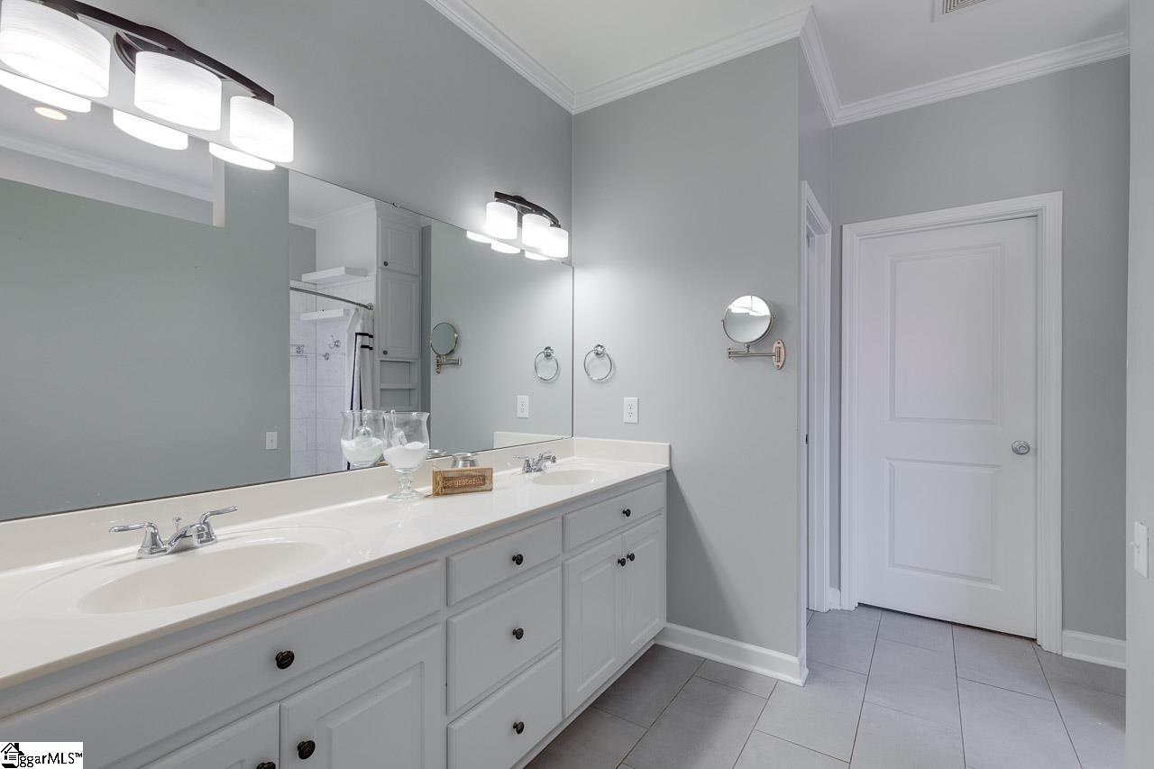 205 West McElhaney Road Taylors, SC 29687 - Photo 18 of 36 Gallery Image 18
