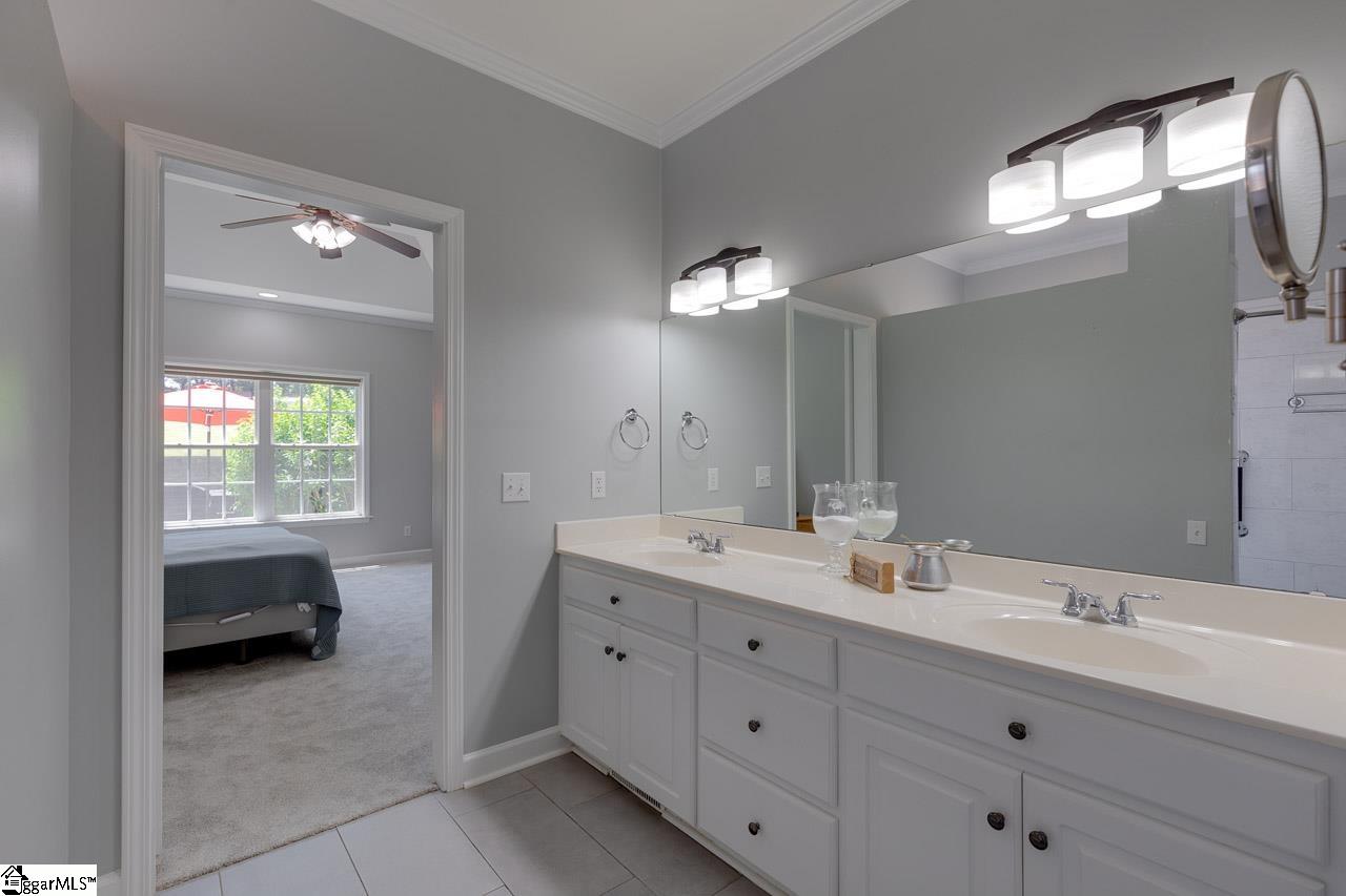205 West McElhaney Road Taylors, SC 29687 - Photo 19 of 36 Gallery Image 19