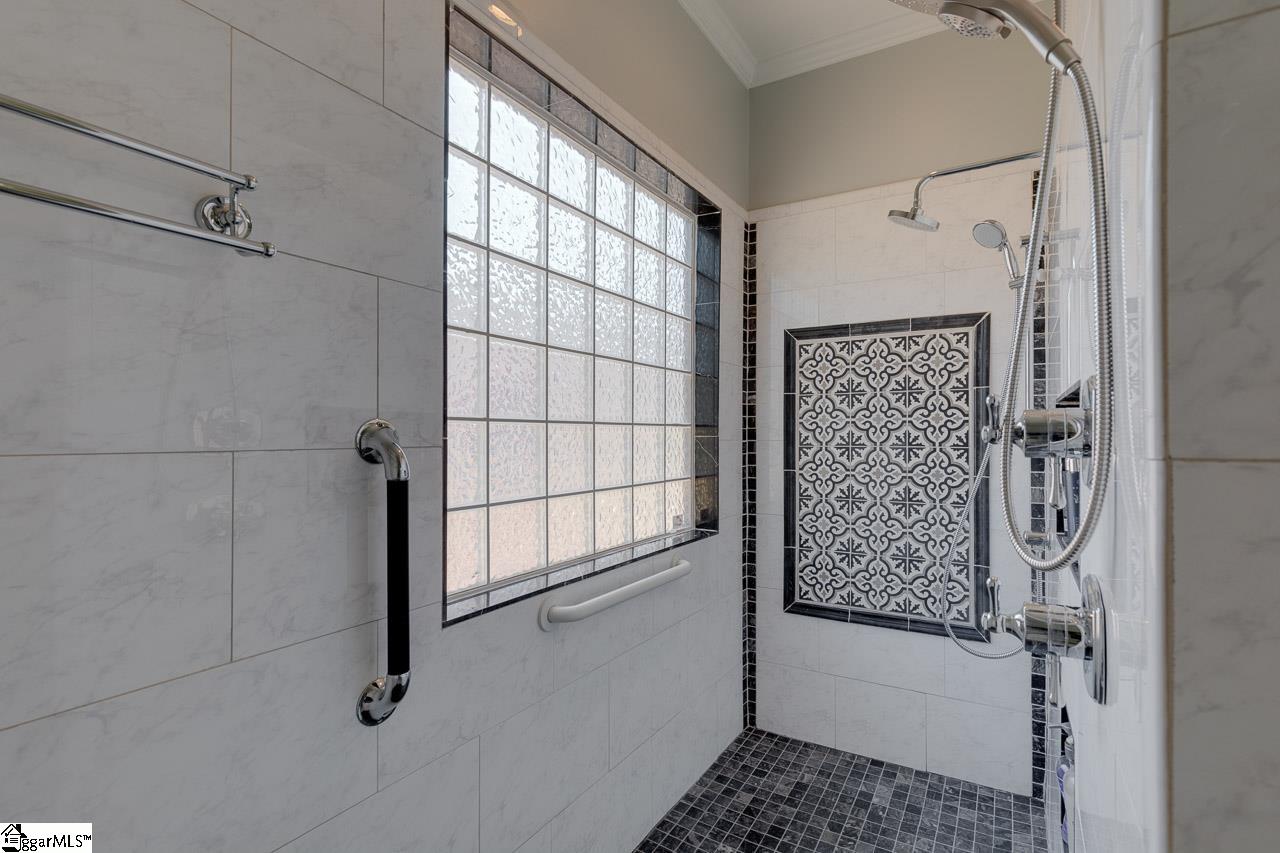 205 West McElhaney Road Taylors, SC 29687 - Photo 21 of 36 Gallery Image 21