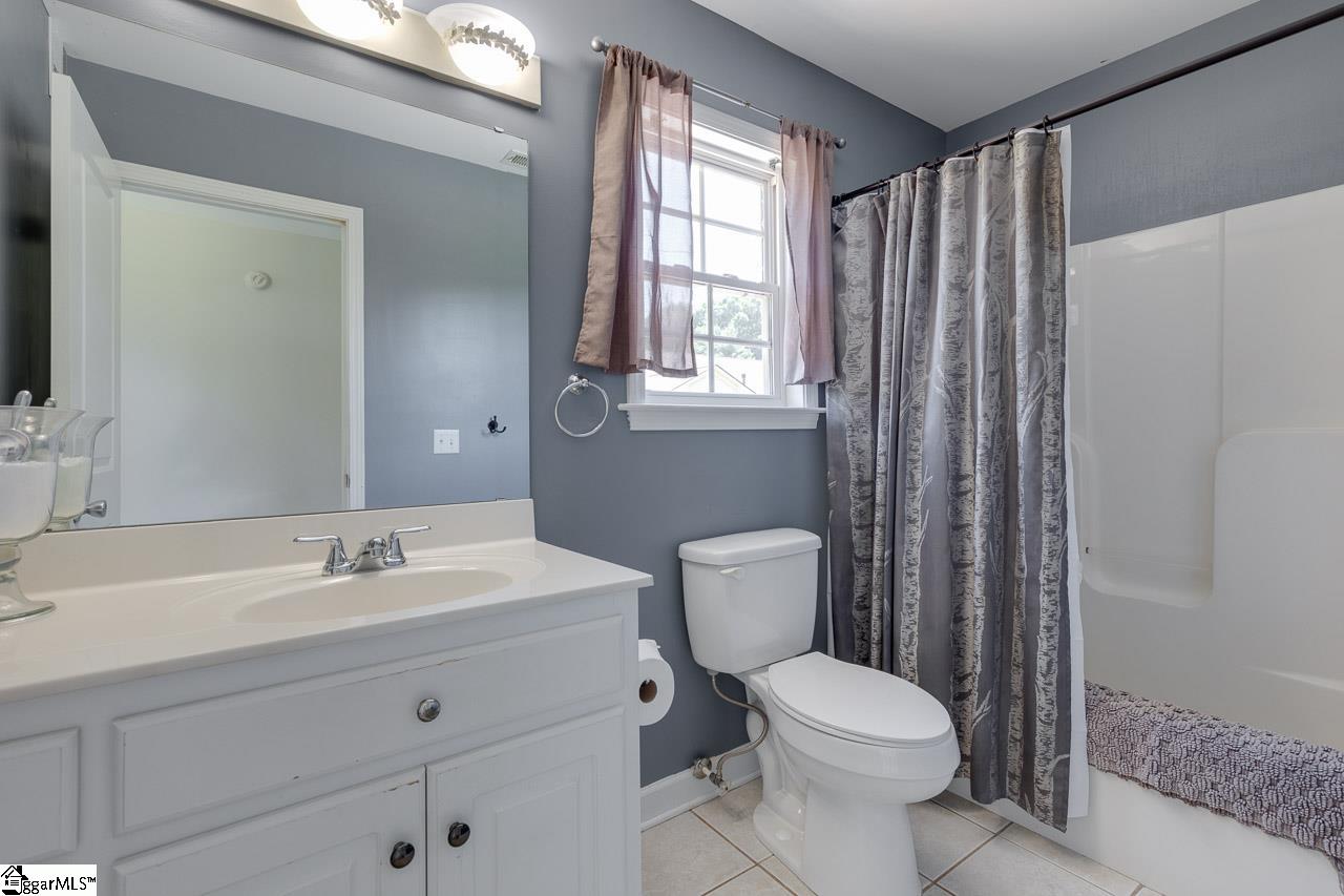 205 West McElhaney Road Taylors, SC 29687 - Photo 27 of 36 Gallery Image 27