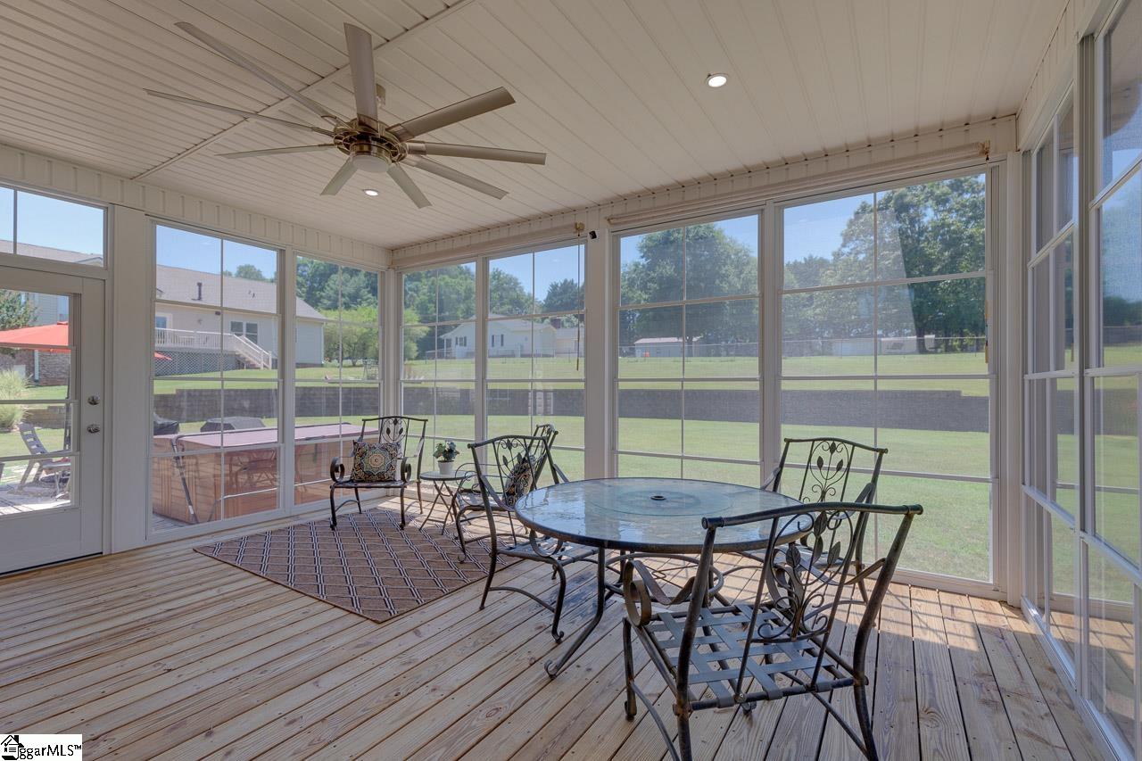 205 West McElhaney Road Taylors, SC 29687 - Photo 33 of 36 Gallery Image 33
