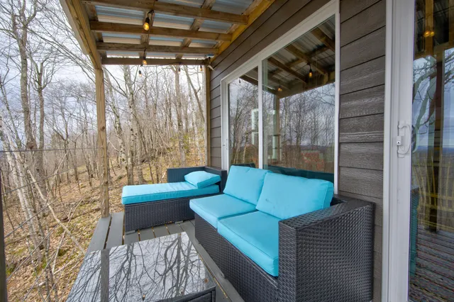 $289,000 | 7 Coon Mountain Lane, Liberty, ME 04949