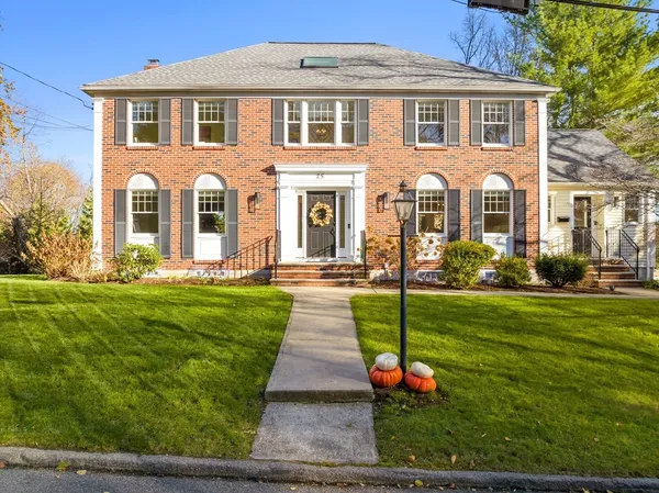 $13,950 | 25 Falmouth Road, Arlington, MA 02474