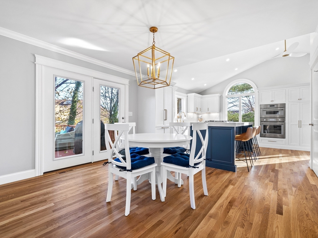 25 Falmouth Road Arlington, MA 02474 - Photo 7 of 42