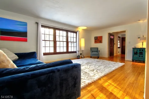 $898,000 | 32 Cherryville Hollow Road, Flemington, NJ 08822