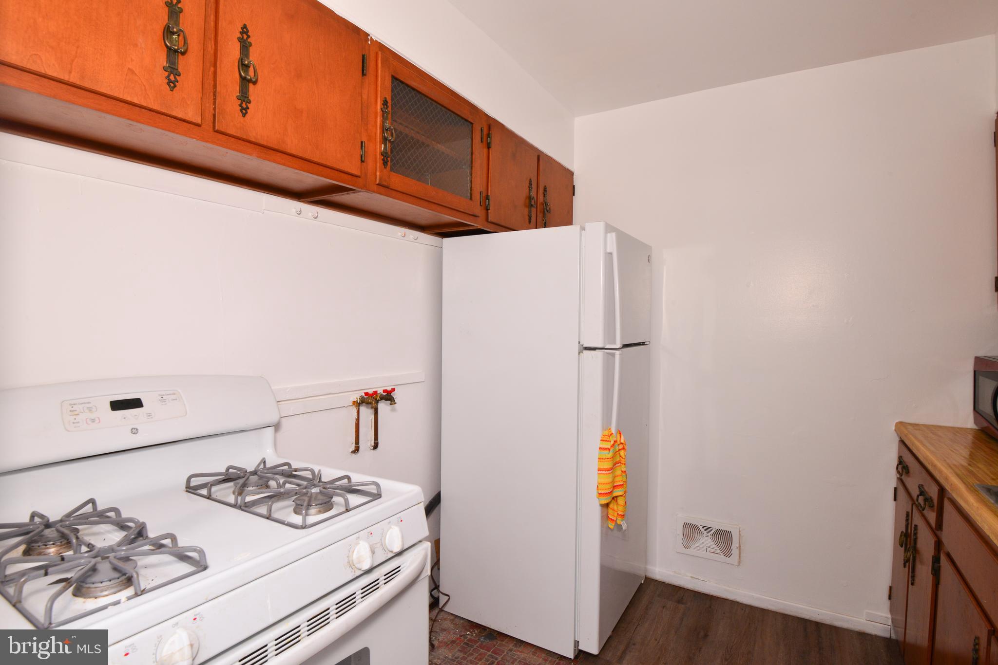 3427 Kimble Road Baltimore, MD 21244 - Photo 7 of 16 Kitchen