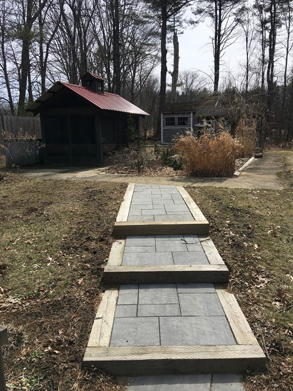 380 Fruitland Road Barre, MA 01005 - Photo 5 of 21 Gallery Image 5