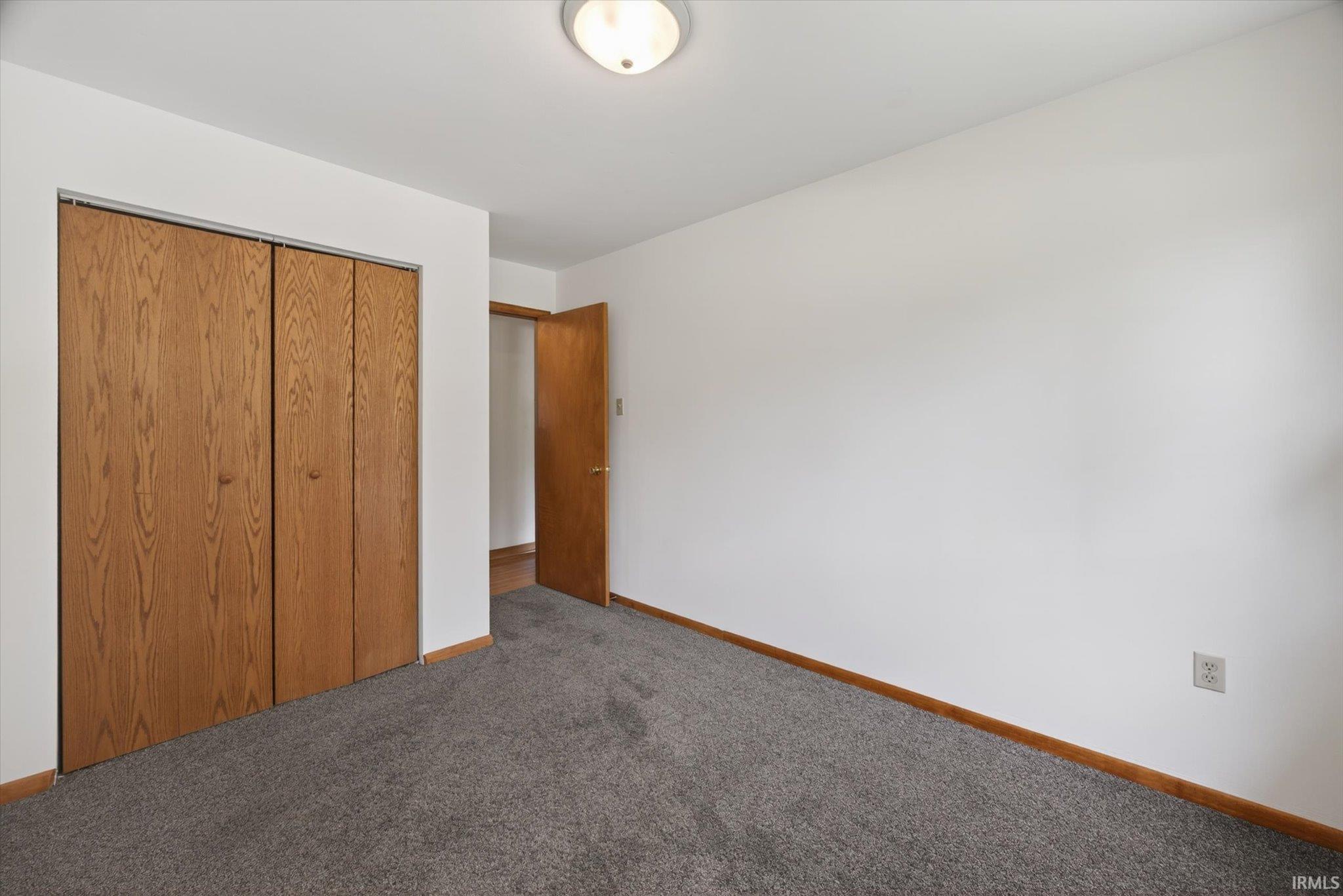 8380 South Fairfax Road Bloomington, IN 47401 - Photo 13 of 38