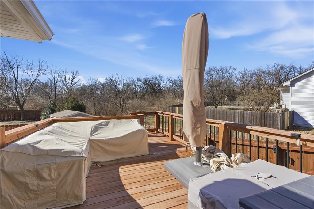 3714 Southwest Windemere Drive Lee's Summit, MO 64082 - Photo 28 of 39