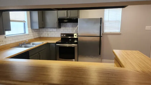 $1,525 | 2807 West Slaughter Lane, Unit B, Austin, TX 78748