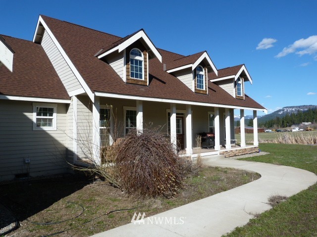 6718 Lower Peoh Point Road Cle Elum, WA 98922 - Photo 1 of 25 Gallery Image 1