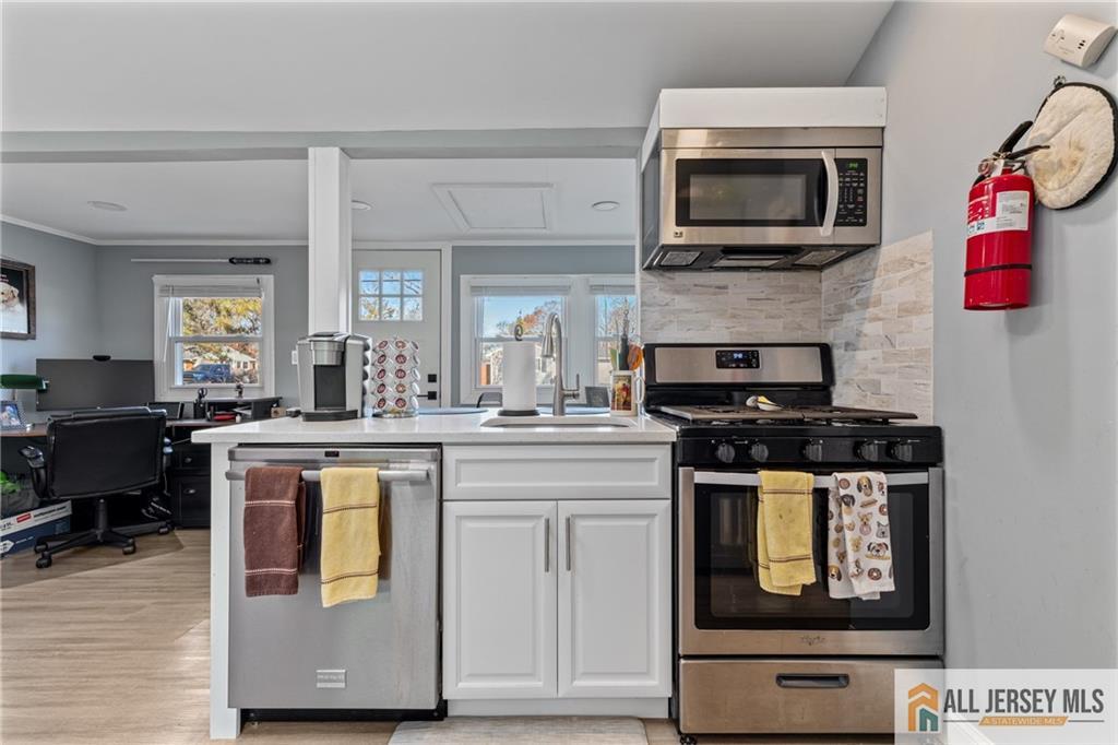 811 Pensacola Road Forked River, NJ 08731 - Photo 10 of 20 Gallery Image 10