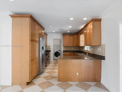 $1,350,000 | 2833 Northeast 22nd Street, Fort Lauderdale, FL 33305