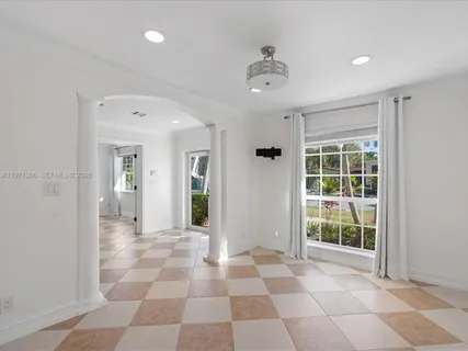 $1,350,000 | 2833 Northeast 22nd Street, Fort Lauderdale, FL 33305