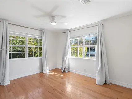 $1,350,000 | 2833 Northeast 22nd Street, Fort Lauderdale, FL 33305