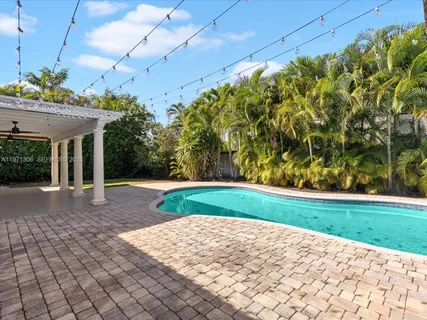 $1,350,000 | 2833 Northeast 22nd Street, Fort Lauderdale, FL 33305