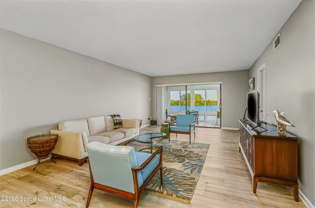 $317,500 | 1605 Minutemen Causeway, Unit 213, Cocoa Beach, FL 32931