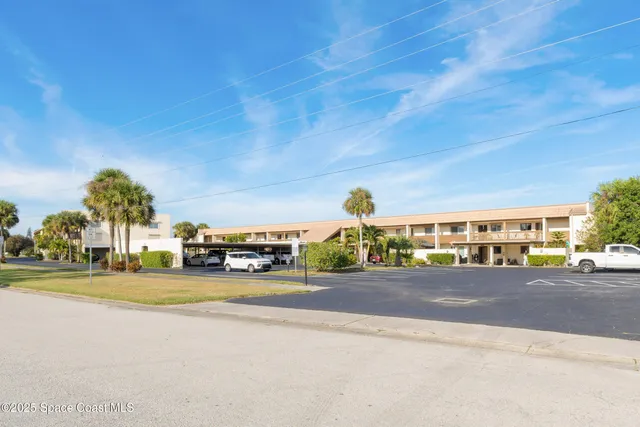 a view of a lake view