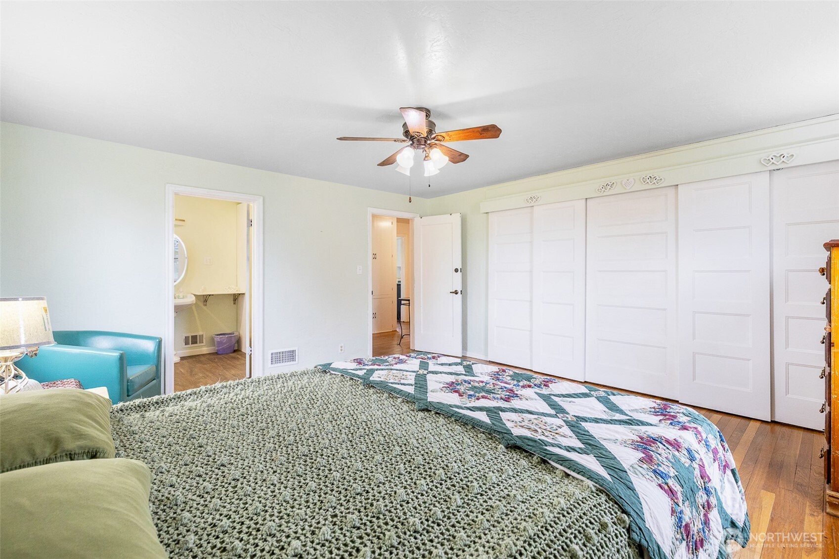 32105 South Finley Road Kennewick, WA 99337 - Photo 14 of 29