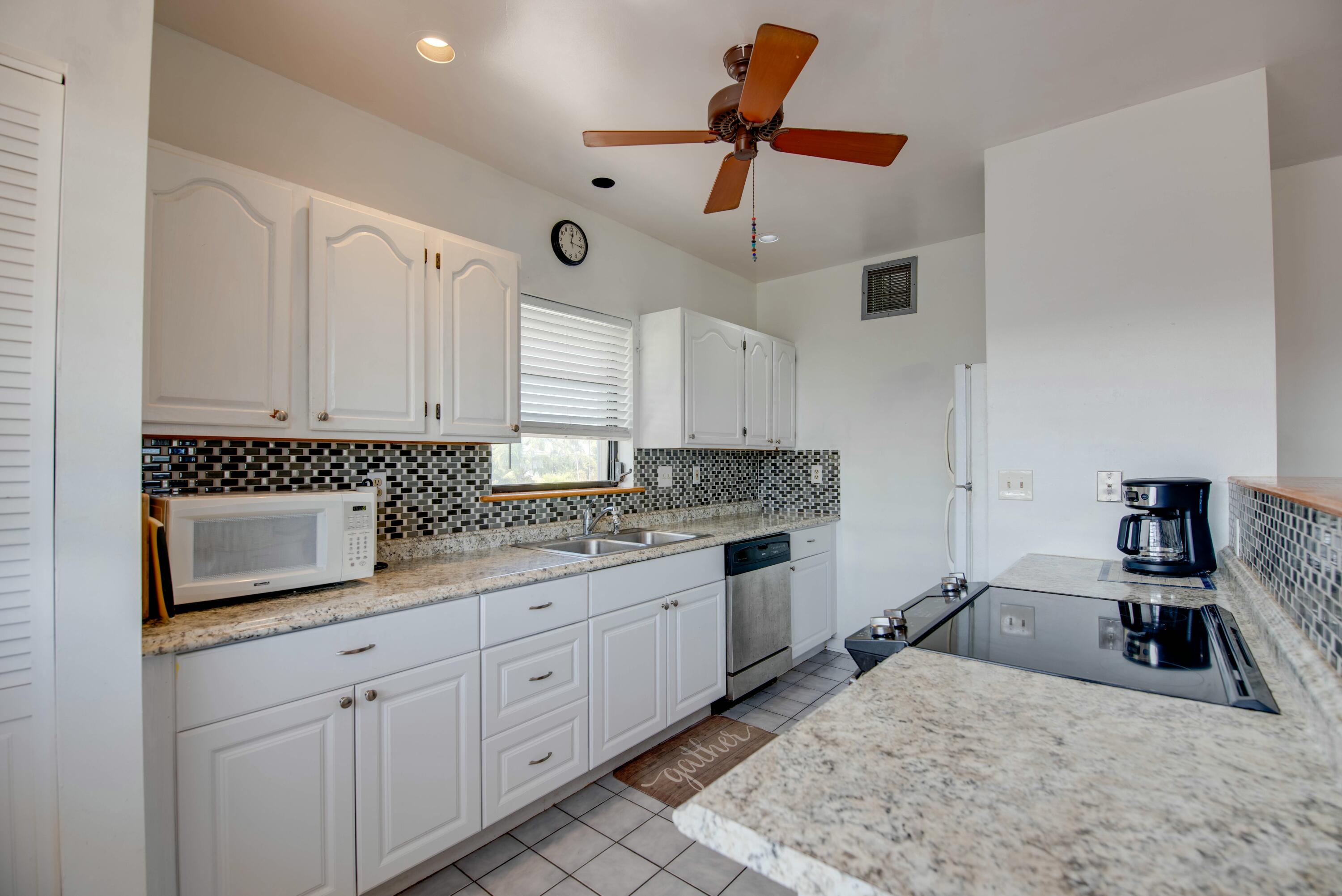 419 Blackbeard Road Summerland Key, FL 33042 - Photo 13 of 21 tempImagePVwaa6