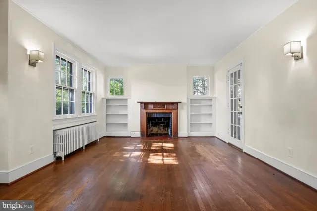 $3,800 | 4739 16th Street North, Arlington, VA 22207