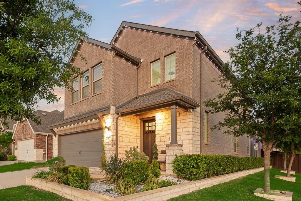 2702 Runnels Court Forney, TX 75126 - Photo 2 of 32